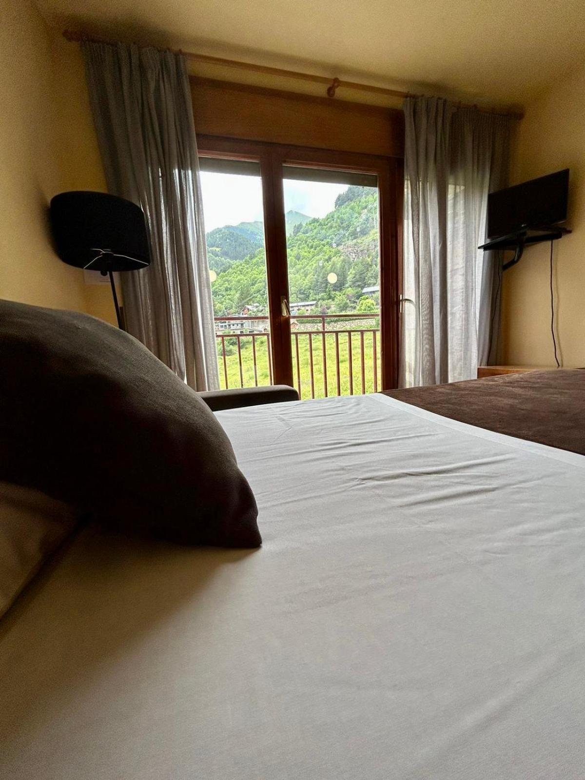 Apartamentos Turisticos Poblado Arinsal Εξωτερικό φωτογραφία