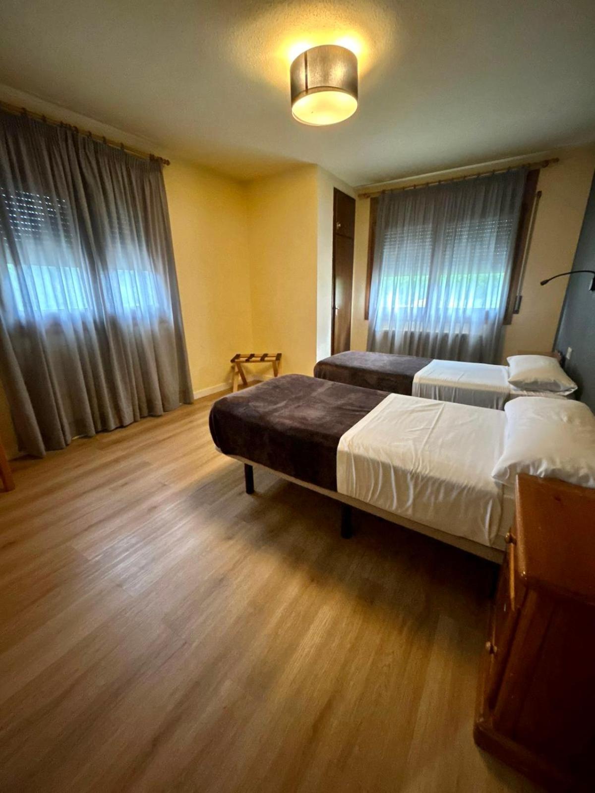 Apartamentos Turisticos Poblado Arinsal Εξωτερικό φωτογραφία