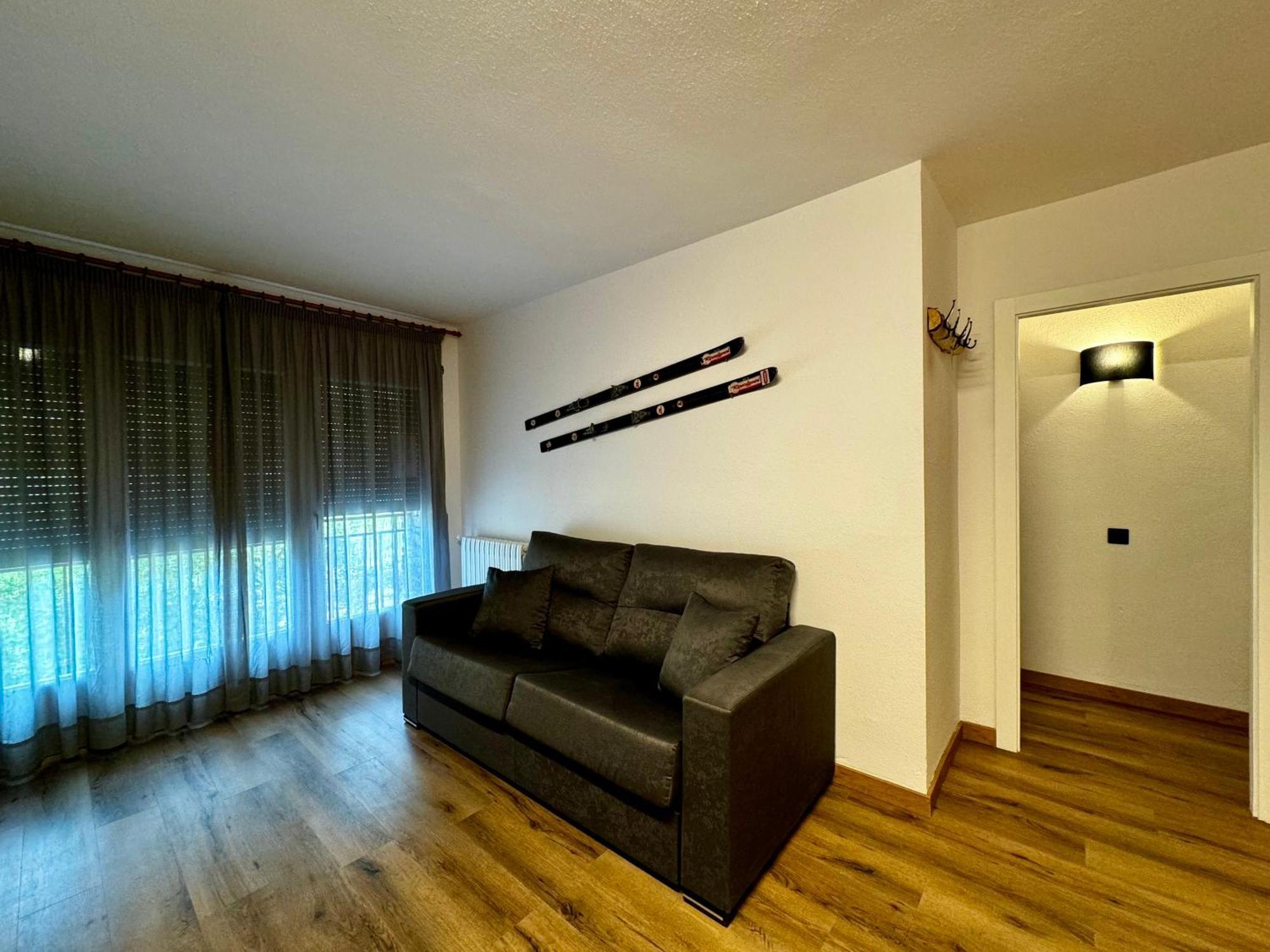 Apartamentos Turisticos Poblado Arinsal Εξωτερικό φωτογραφία