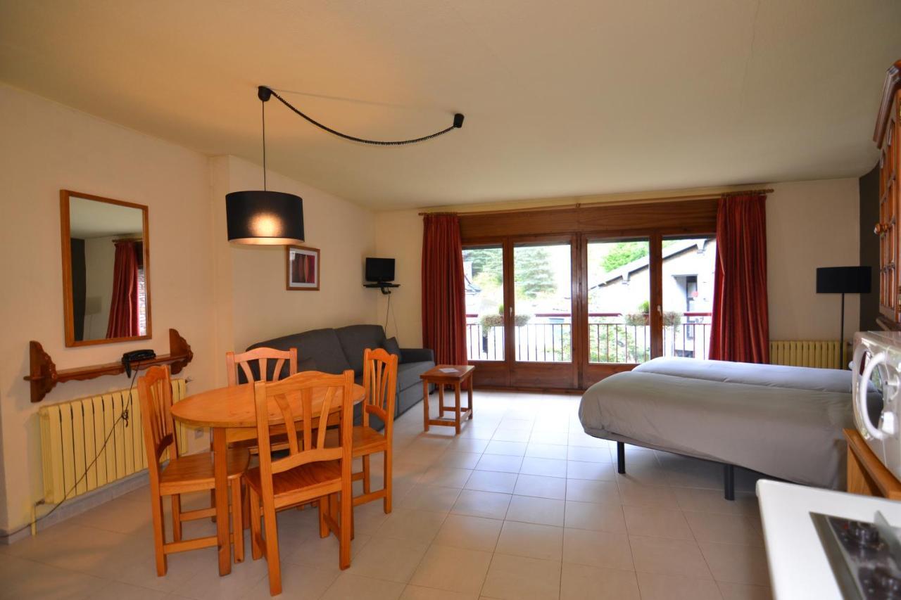 Apartamentos Turisticos Poblado Arinsal Εξωτερικό φωτογραφία