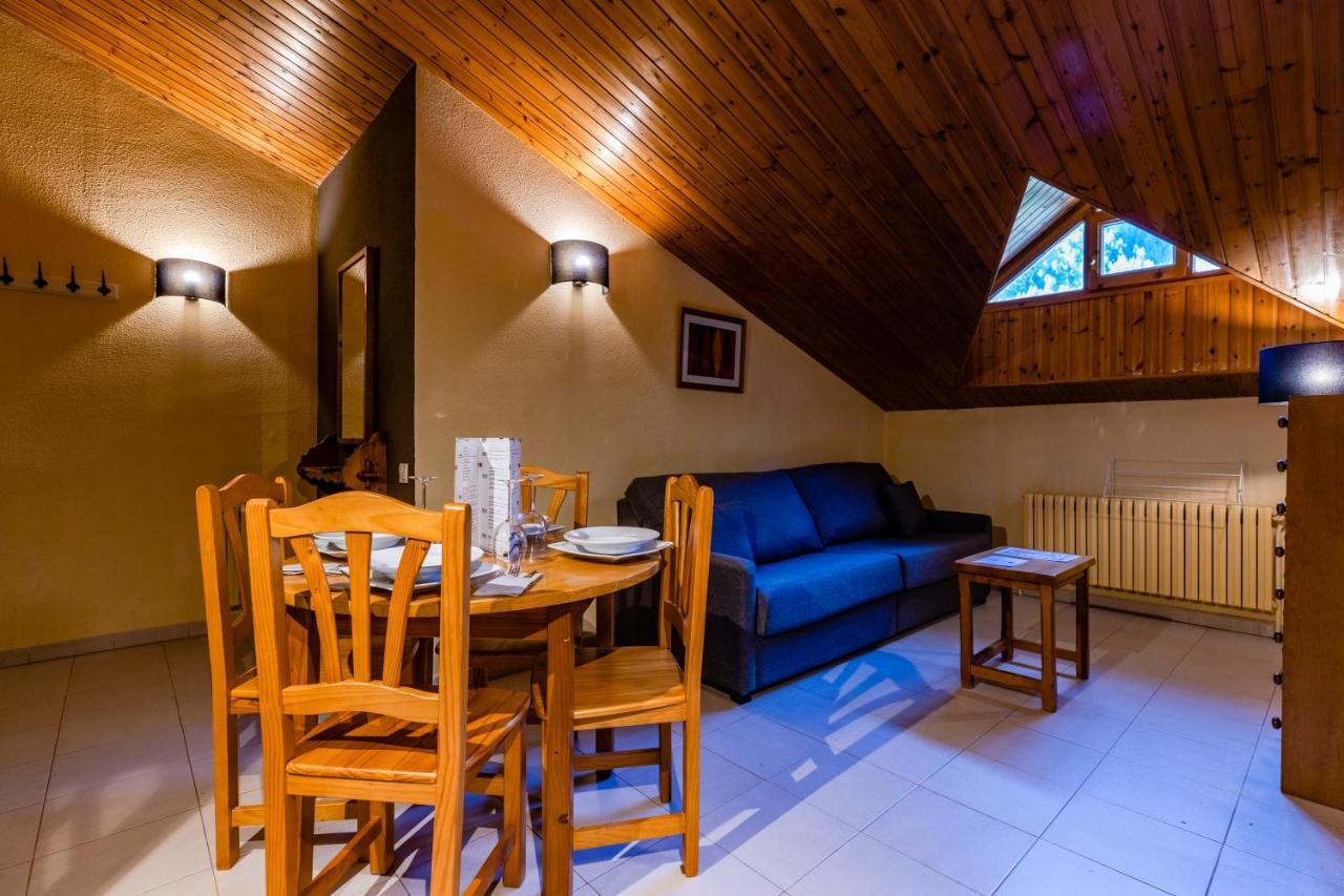 Apartamentos Turisticos Poblado Arinsal Εξωτερικό φωτογραφία